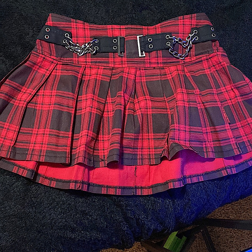 Tripp NYC pleated mini skirt plaid red and black size small